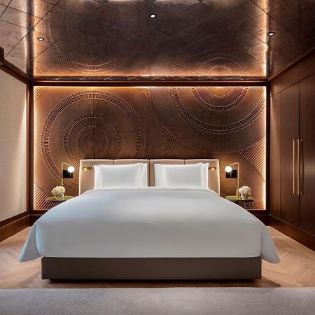 Almanac Palais Vienna Hotel Luaran gambar A bedroom at The Edition