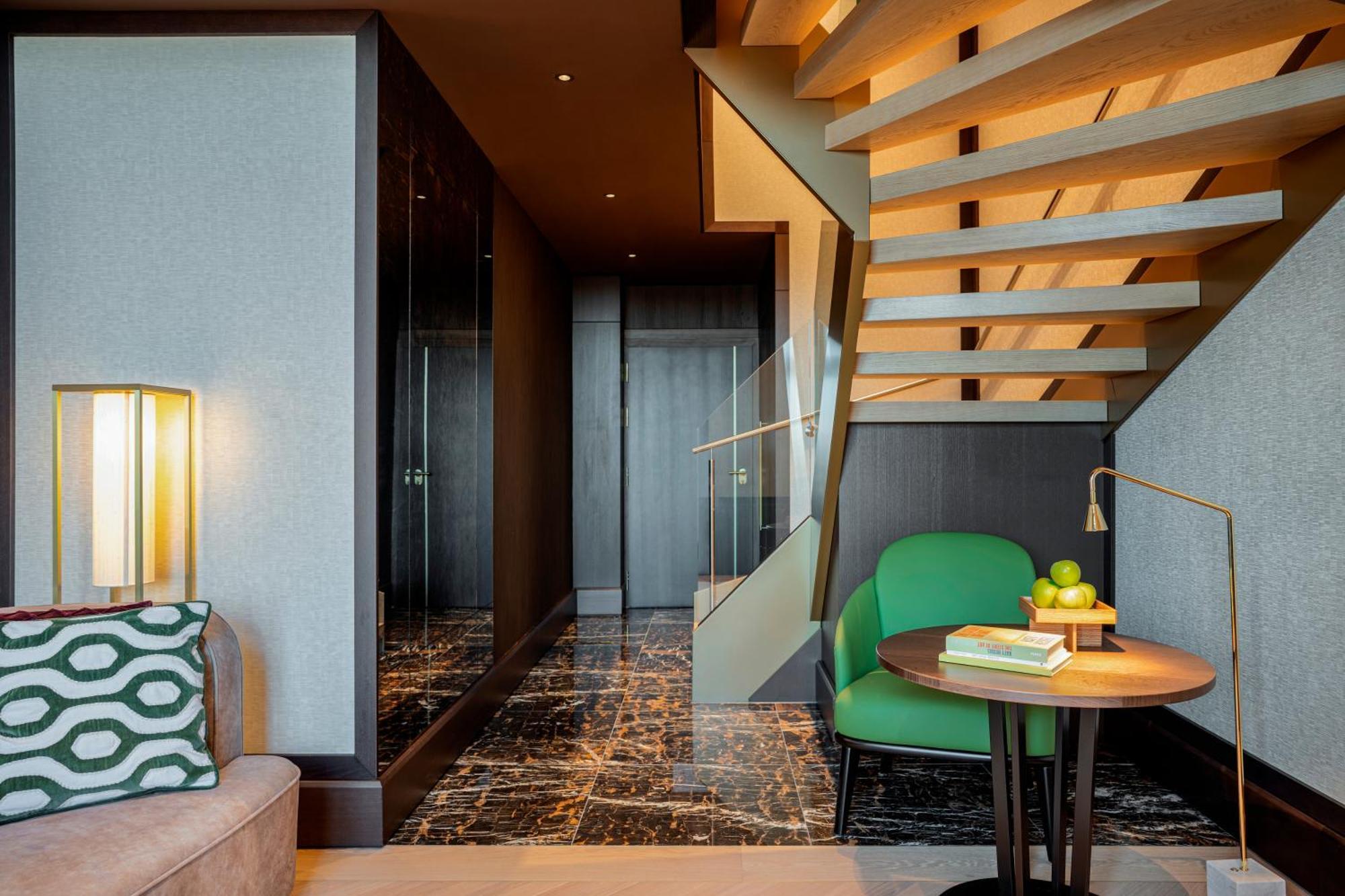Almanac Palais Vienna Hotel Luaran gambar The interior of a suite
