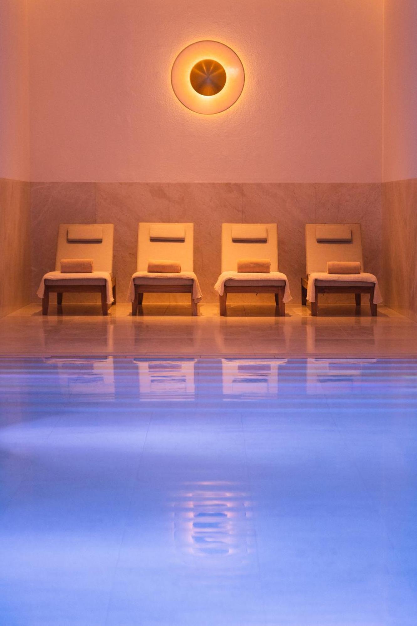 Almanac Palais Vienna Hotel Luaran gambar Spa at the InterContinental