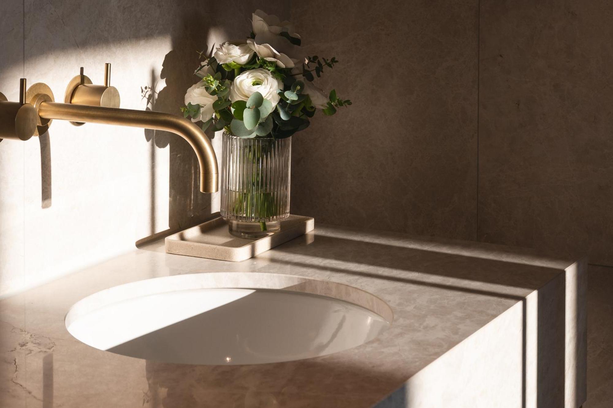 Almanac Palais Vienna Hotel Luaran gambar A 3D rendering of a bathroom